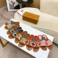 L NEW Sandals