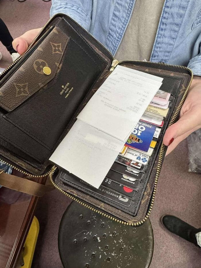 L Ultimate Wallet